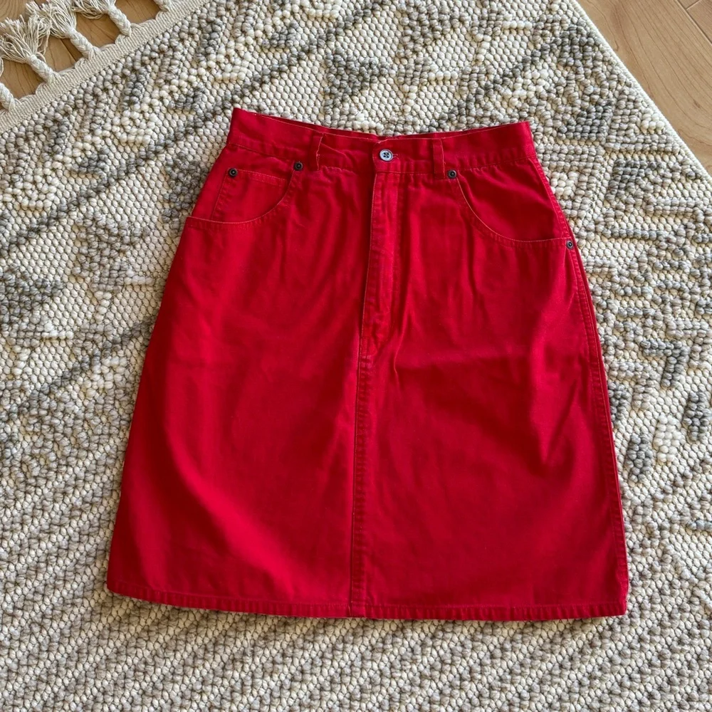 Vintage 90s Cherry Red Skirt Size 9/10 Summer Fisherman Core Coastal Retro